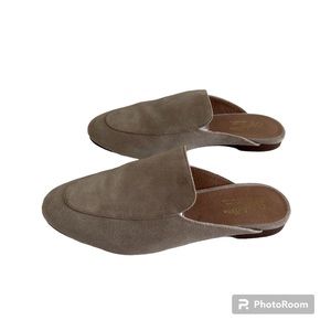Seychelles slides/mules, size 8.5, Made in Los Angeles, suede fabric